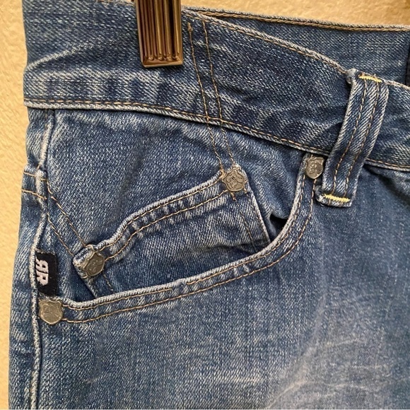 ROCK & REPUBLIC Blue Graphic Pockets Raw Frayed Hem Shorts Size 17 1/2” Waist - Picture 7 of 9